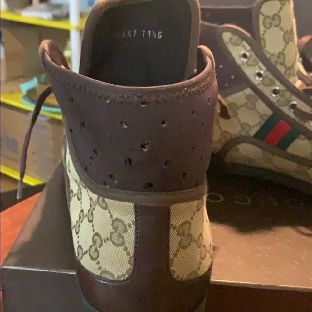 Shoes - Picture 3 of 6